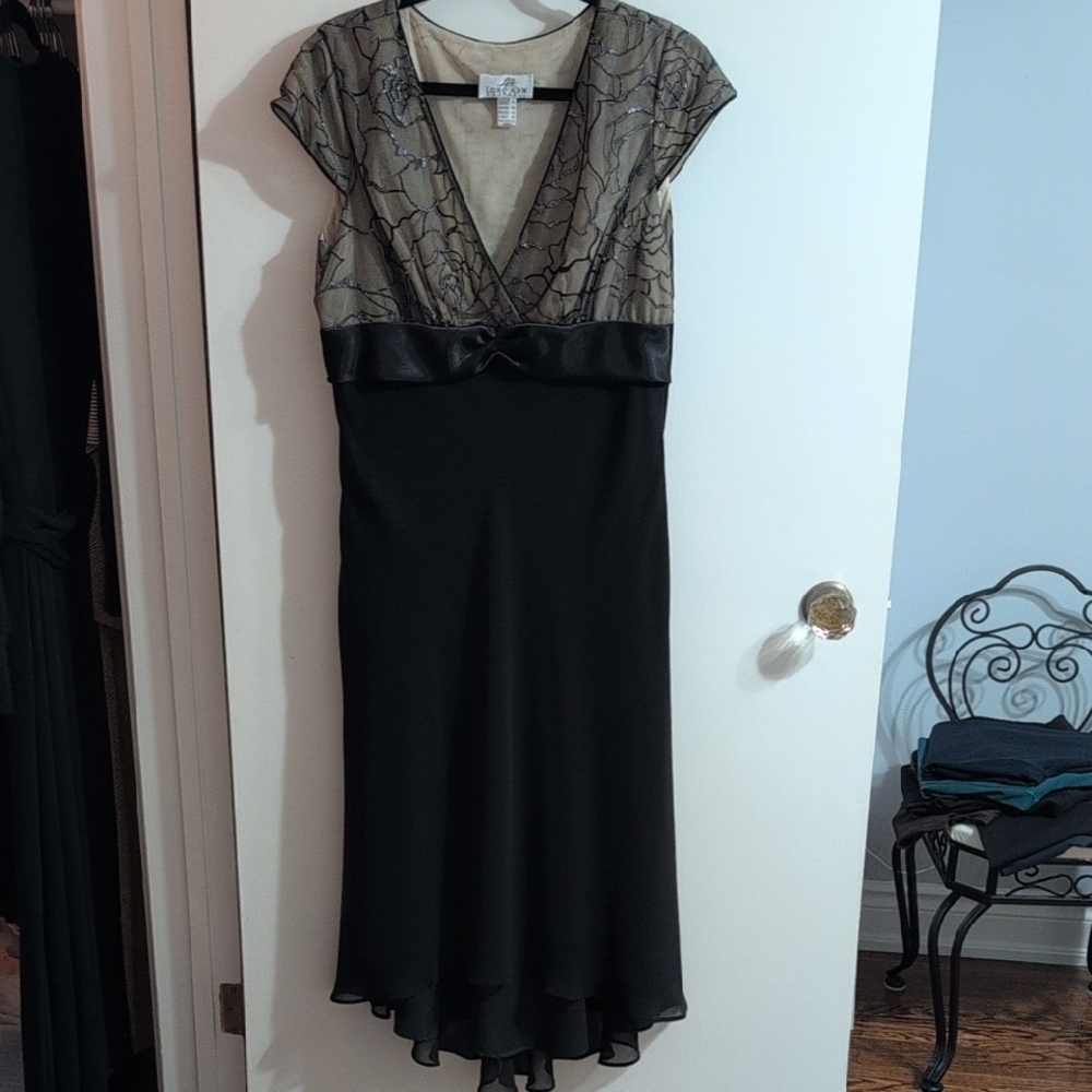 Women's Elegant Long Black and Tan Dress